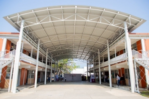 Foto de la Nota de Prensa Gobernadora entrega techumbre en primaria de Manzanillo; se invierten más de 2 mdp
