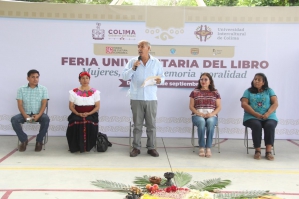 Foto de la Nota de Prensa Inaugura titular de Educación Colima la 2ª Feria del Libro de la UIC