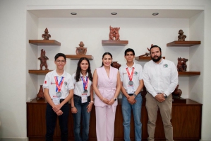 Foto de la Nota de Prensa Indira: Becas de Gobierno de México y ColiBecas eliminan deserción escolar en primaria y reducen abandono en secundaria, prepa y profesional